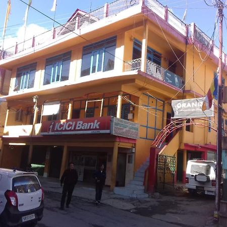 Vamoose Buddha Hotel Tawang Esterno foto