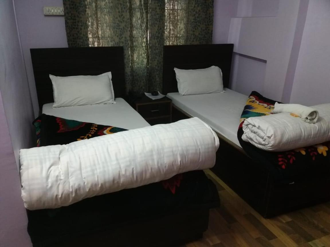 Vamoose Buddha Hotel Tawang Esterno foto